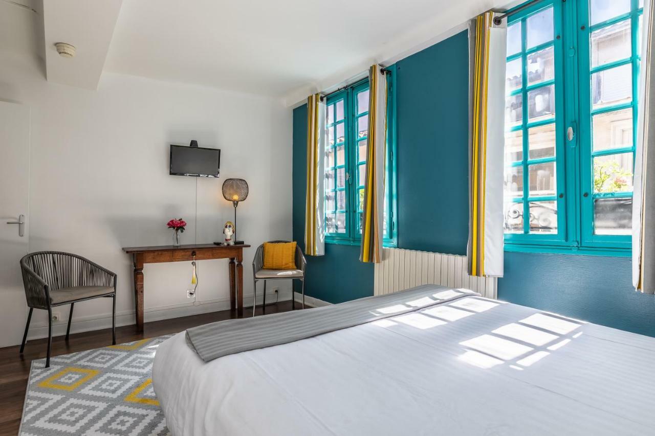 Hotel Le Port Neuf Bayonne Bagian luar foto